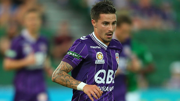 Roar have signed Jamie Maclaren from Perth Glory.