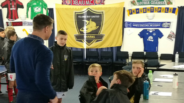 Wellington Phoenix Club Ambassador and legend Ben Sigmund chats to some of the boys during lunch.