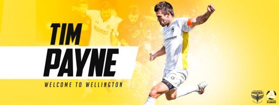 Wellington Phoenix Sign Kiwi International
