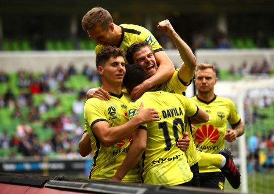 Wellington Phoenix Beat Adelaide United For First Time In Four Years