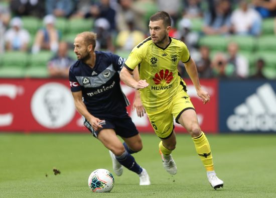 Wellington Phoenix Dominate Victory And Remain Unbeaten In Five Matches