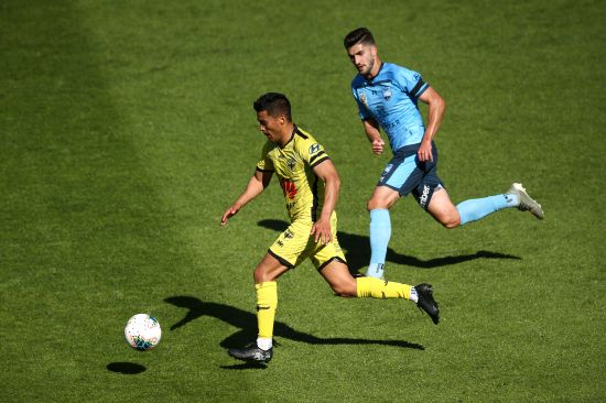 Wellington Phoenix Draw Against Sydney FC To Maintain Unbeaten Run